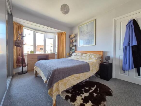 3 bed Semi-Detached for sale Image 8