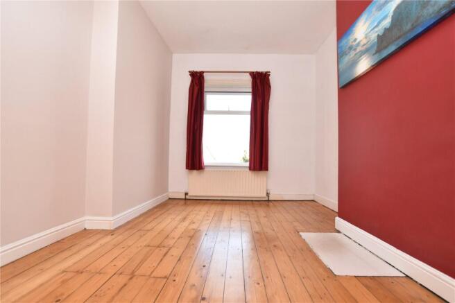 2 bed Terraced for sale Image 8