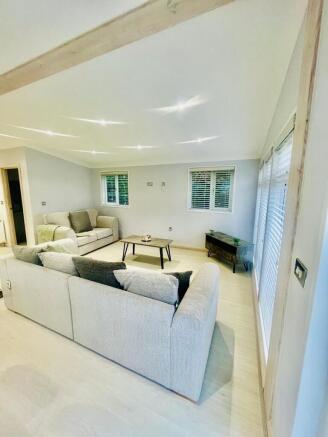 2 bed Lodge for sale Image 12