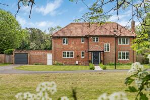 6, Cunliffe Close, Epsom KT18 6EG