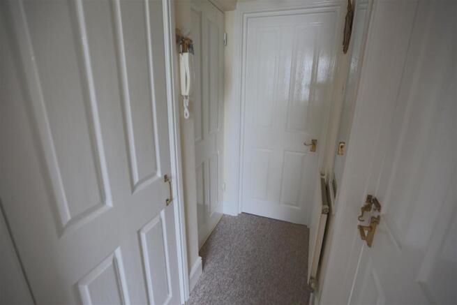 Hallway.JPG