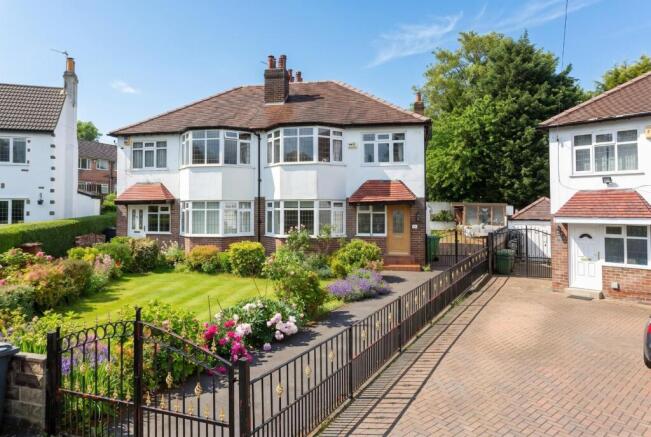 27 Southlands Drive-01_AIEDIT.jpg