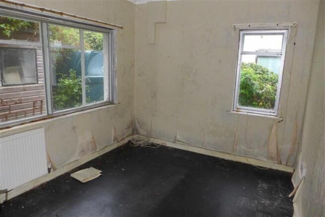 Rear Bedroom