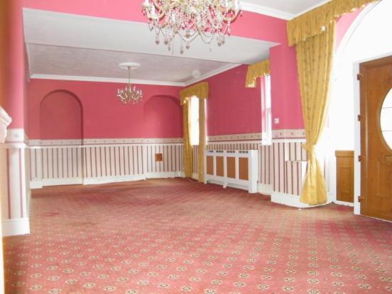 L Shaped Dining Room