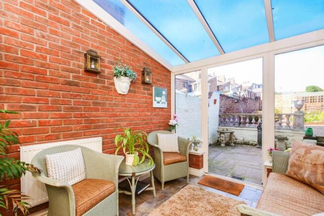 3 bed Terraced for sale Image 5