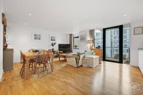 Titian Heights, Scarlet Close, Stratford, E20