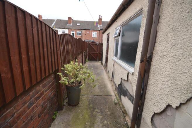 2 bed Terraced for sale Image 11