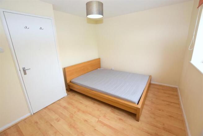 Bedroom: