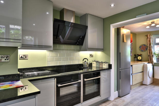 3 bed Detached for sale Image 4