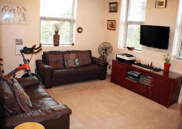 Lounge / Dining Room