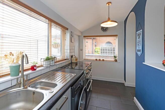 2 bed End of Terrace for sale Image 7