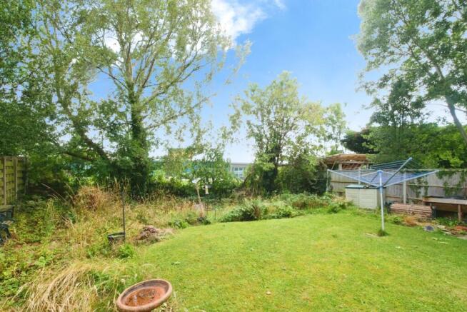 4 bed Semi-Detached for sale Image 6