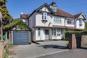 7, Birdhurst Gardens, South Croydon CR2 7DT