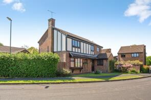 31, Grassmere Way, Waterlooville PO7 8RZ