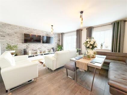 Brandlehow Drive, Middleton, Manchester, M24