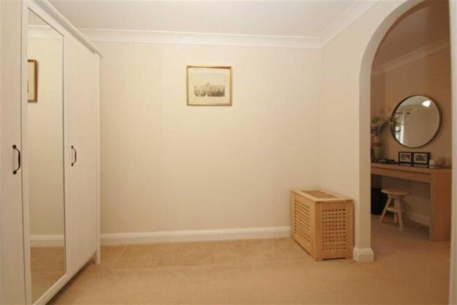 DRESSING ROOM