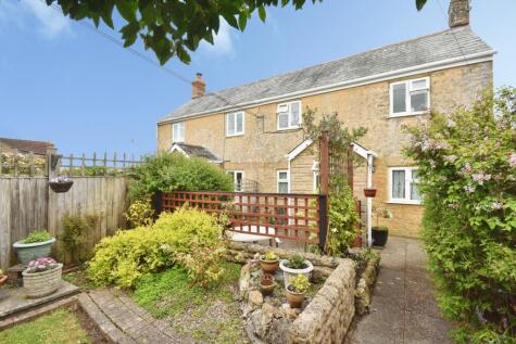 Silver Street, Crewkerne, TA18