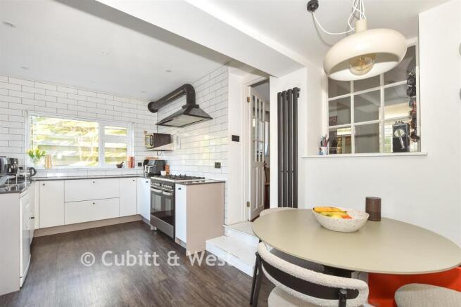 Kitchen/Breakfast Room