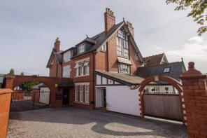 Flat 3, 66, Victoria Road, Penarth CF64 3HZ