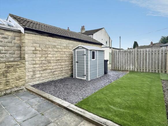 3 bed Town House for sale Image 4