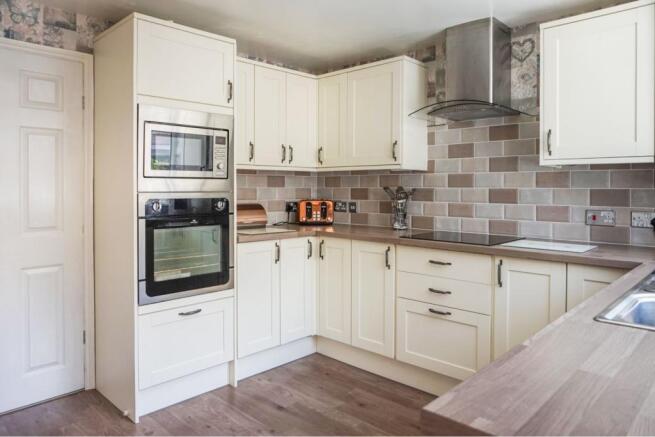 Kitchen/Breakfast