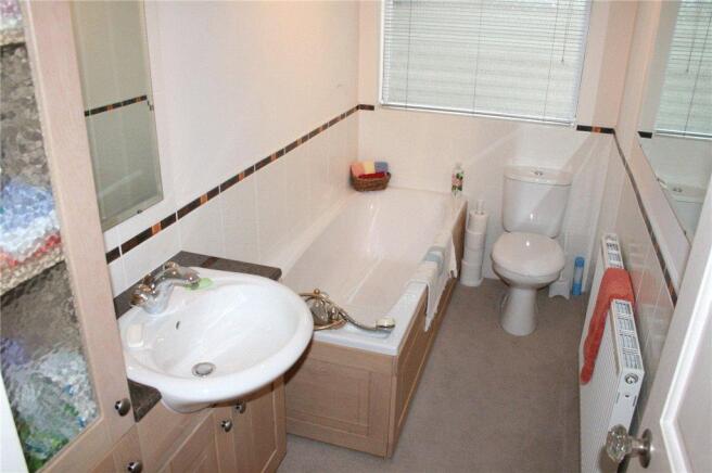 En-Suite Bathroom