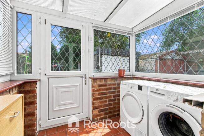 3 bed Semi-Detached for sale Image 7