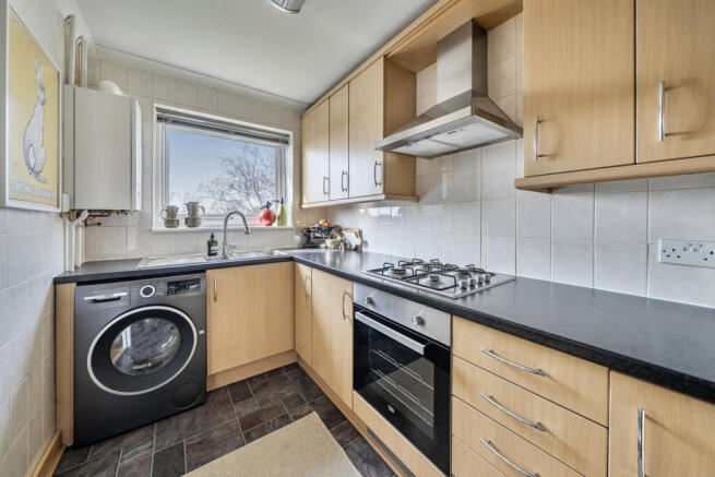 1429925-8-69bd243...