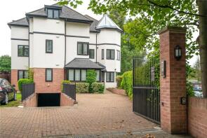 Flat 2, Greenview, High Road, Chigwell IG7 5BQ