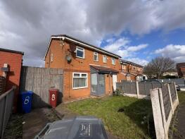 8, Neenton Square, Manchester M12 5PT