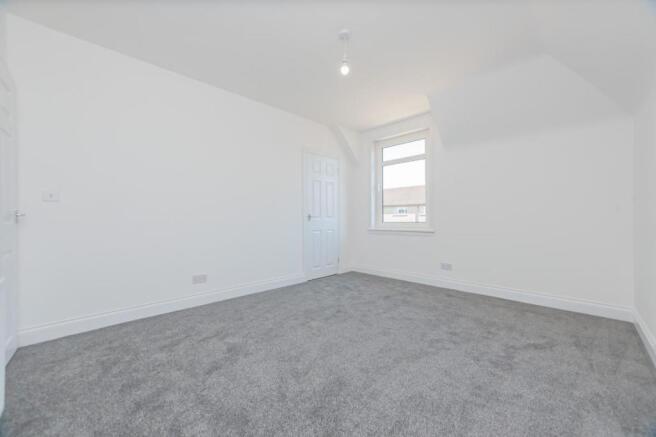 16. Bedroom 2 (1).jpg