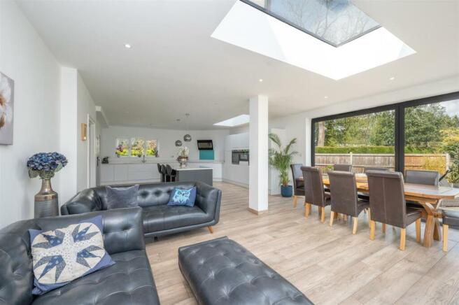 Open Plan Kitchen/Dining/Family Room