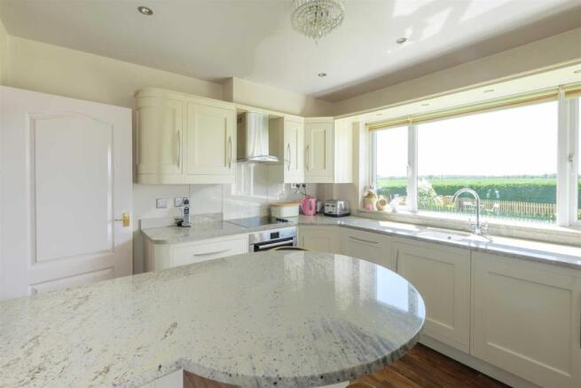 Fitted Kitchen