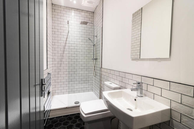 74WR Bathroom