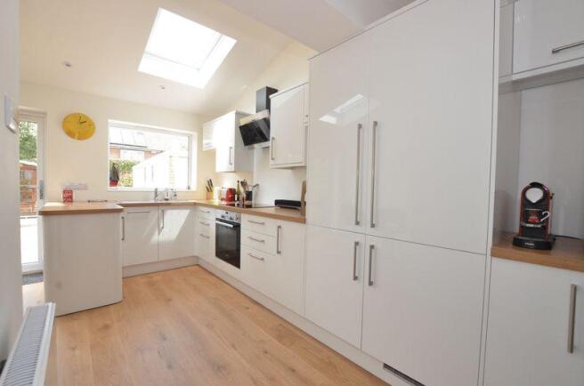 Kitchen/Dining...
