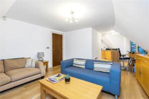 Flat 10, 9, Grosvenor Hill, London SW19 4RU