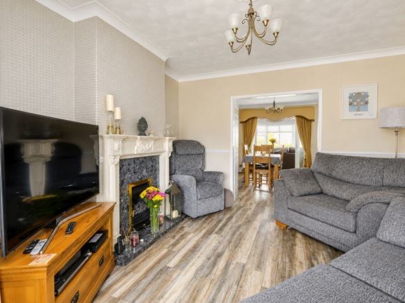 3 bed Semi-Detached for sale Image 5