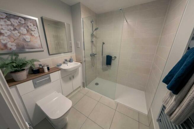 Joules Place, Market Drayton - Bathroom
