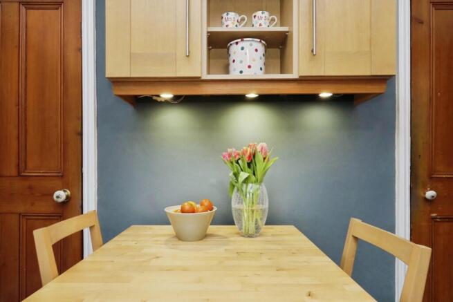 3 bed Terraced for sale Image 11