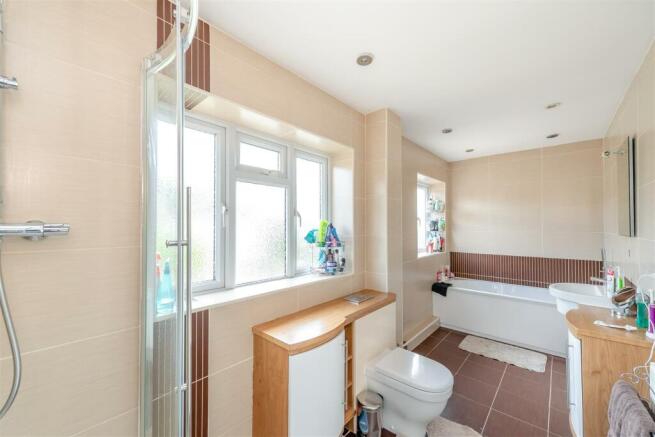 8552685-interior10.jpg