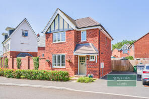 46, Mayors Drive, Alcester B49 5RG