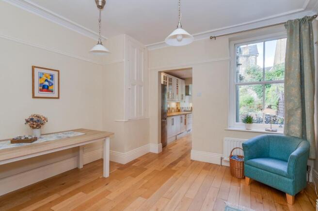 4 bed Terraced for sale Image 5