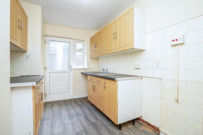 3 bed Terraced to rent Image 4