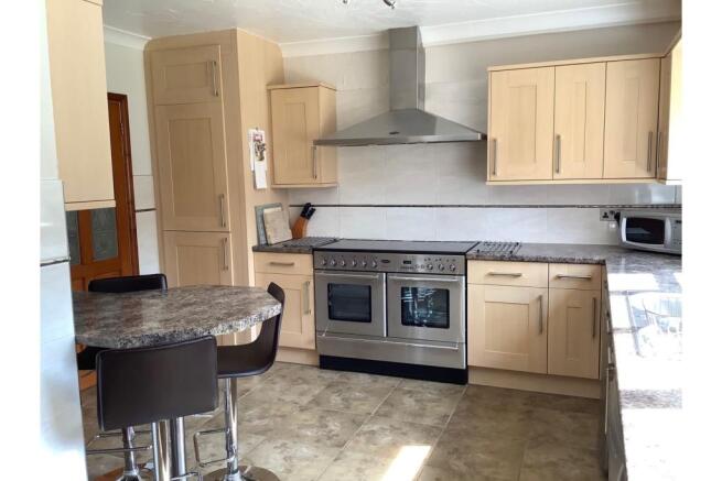Kitchen/Breakfast