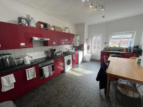 3aa.kitchen.jpg