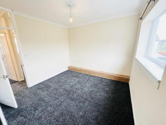Salisbury Street, Swindon, SN1 2AN photo 4