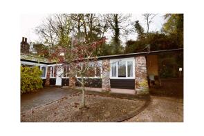 4, Cary Mews, Cockington Lane, Torquay TQ2 6XA