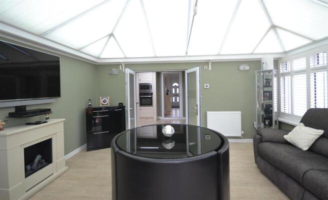 3 Conservatory.jpg