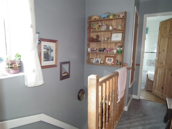 Photo 8