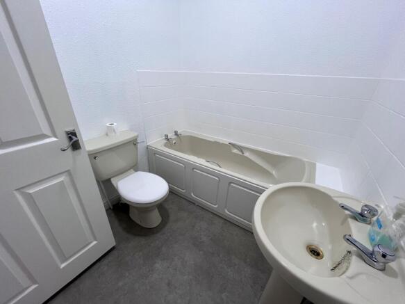 2 bed Terraced for sale Image 9